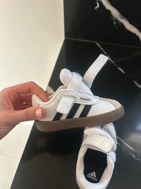 adidas Kids White Sneakers with Black Stripes and Brown Sole
